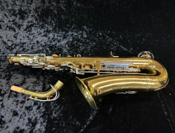 Photo Selmer Bundy II Student Model Alto Sax in Gold Lacquer, Serial #859418